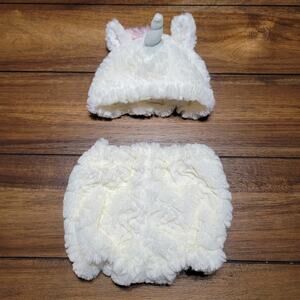 2Pc Ebba White Faux Fur Infant Unicorn Cap & Bottoms - Size Newborn